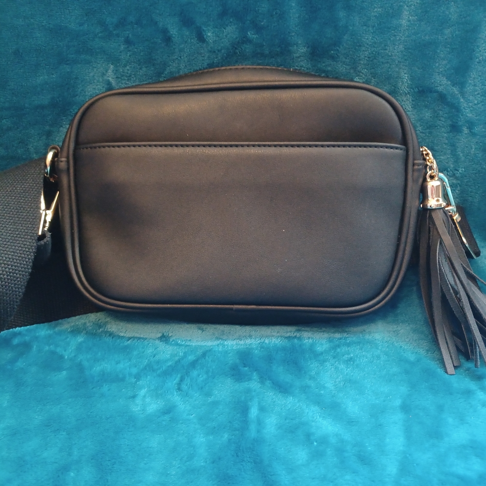 Threaded Pear Black Crossbody Bag